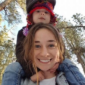 Meet your Posher, Alydia